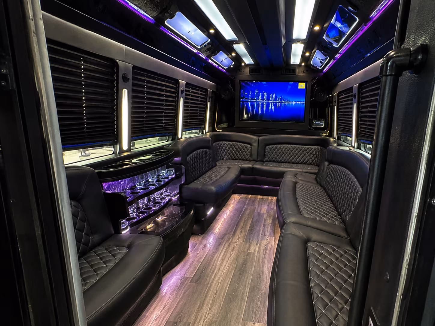 prom and homecoming party bus rentals in broken arrow
